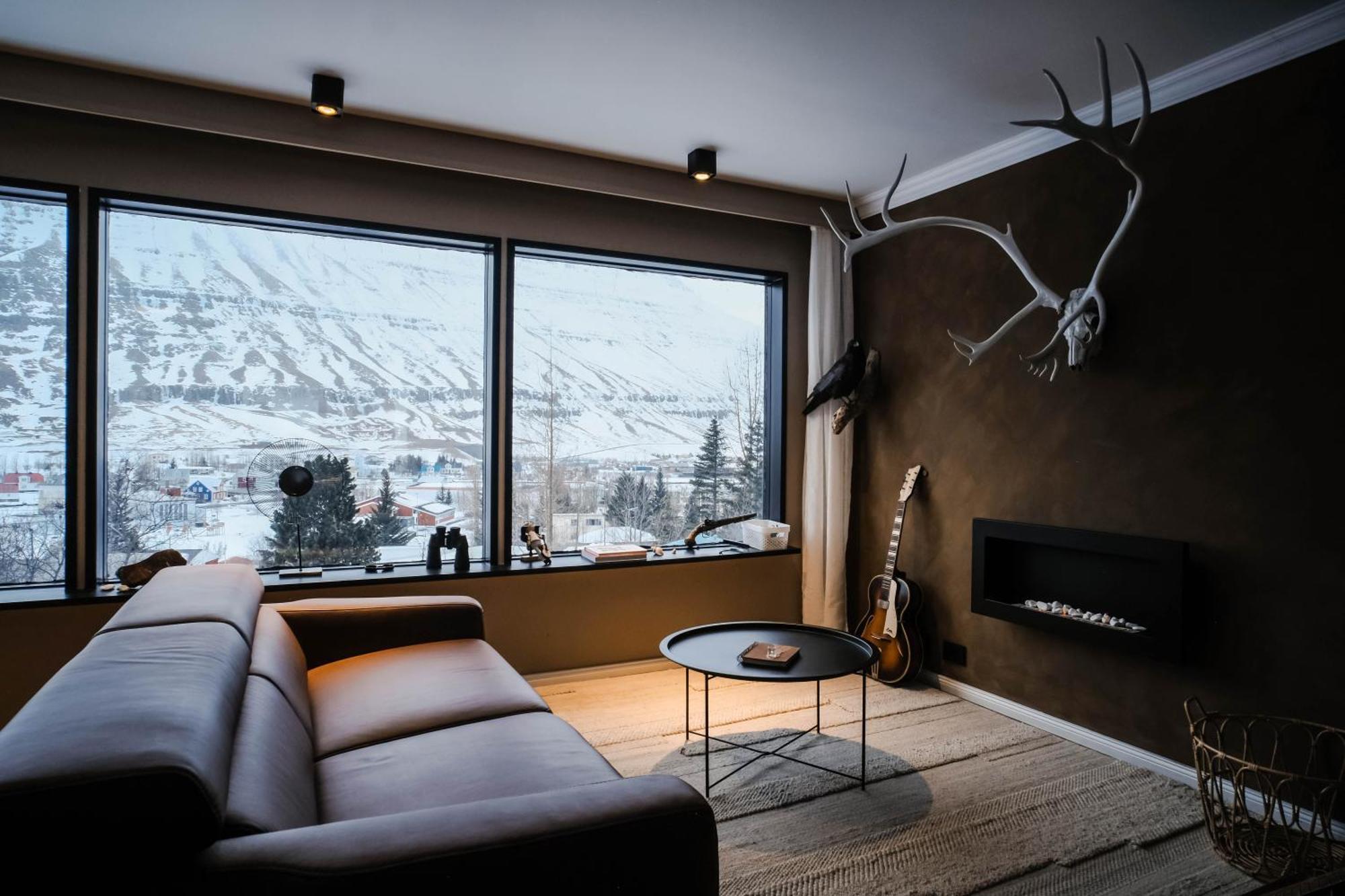 Botnahlid Villa, Mountain And Town Views And Outdoor Sauna Seyðisfjörður Kültér fotó