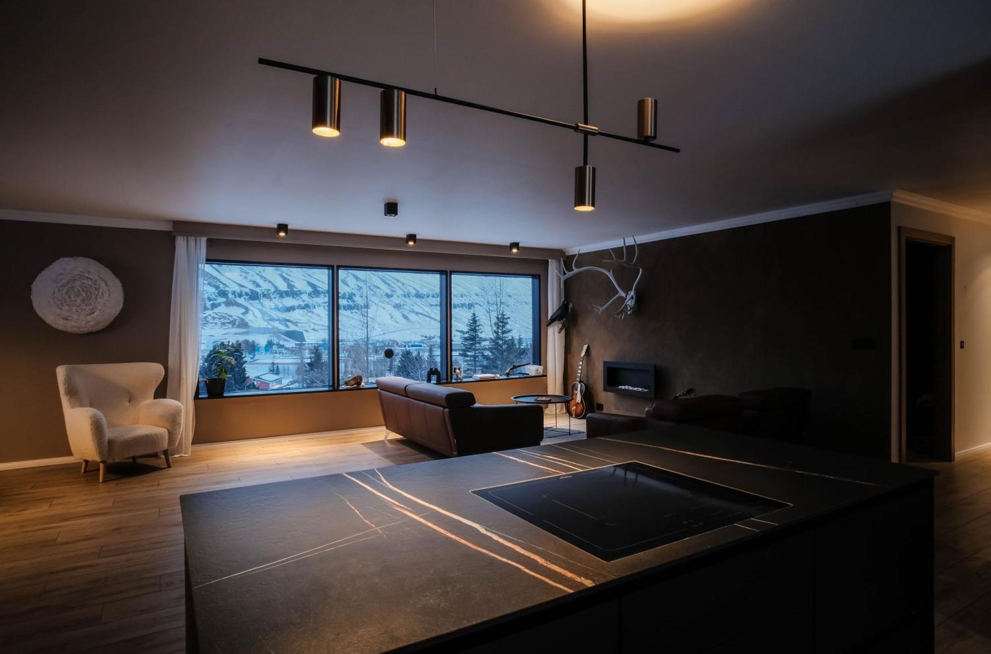 Botnahlid Villa, Mountain And Town Views And Outdoor Sauna Seyðisfjörður Kültér fotó